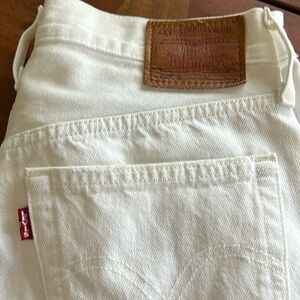 Levi Strauss Women 501 S white cropped size 28